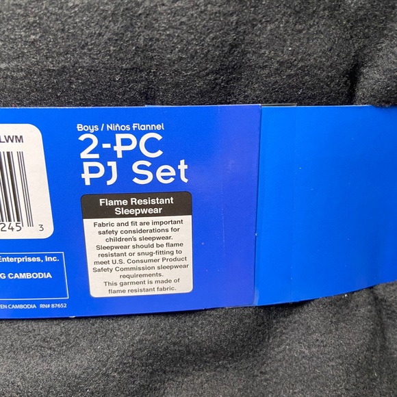 Pokémon Pikachu Pajama Set - Picture 7 of 7